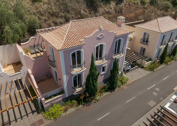 Kompleks wypoczynkowy Balancal And Palheiro Village By Madeira 3*